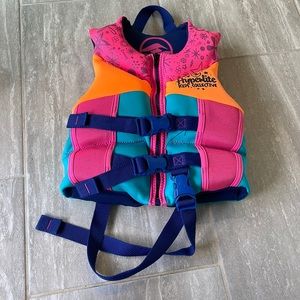 Hyper lite Kids life jacket 30-50 lbs